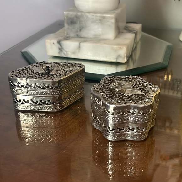 Vintage Filigree Silver Trinket Cloche Box Jewelry - Picture 2 of 5